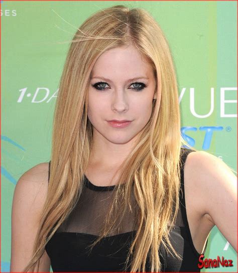 avril lavigne bra size|Avril Lavigne Body measurements, height, weight,Body shape,。